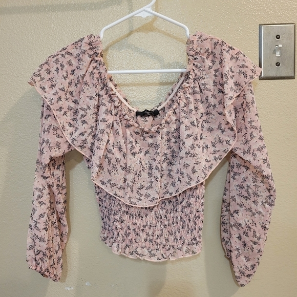 Shop 17 Tops - Shop 17 Floral off the shoulder ruffle long sleeve crop top blouse size Medium